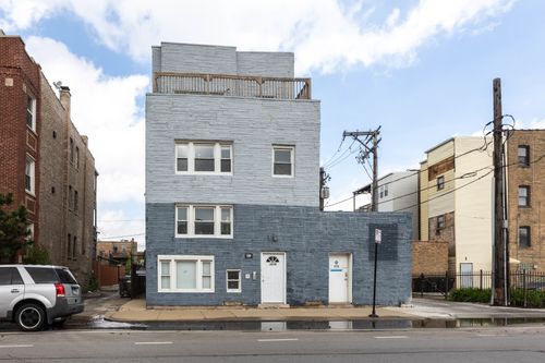 3-3216 Augusta Blvd, Chicago, IL, 60651-4189 | Card Image