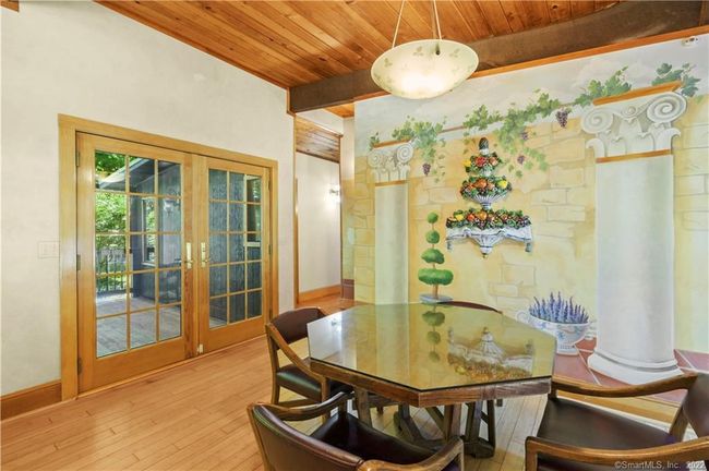 French Door to front deck | Image 18