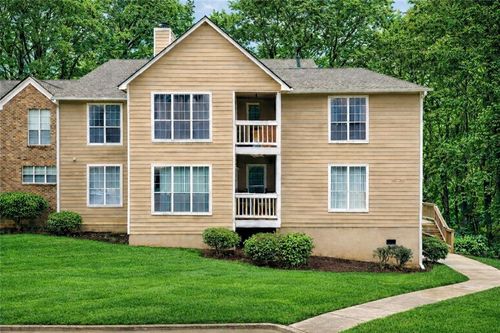 5537 Mountain Springs Cir, STONE MOUNTAIN, GA, 30088-3472 | Card Image