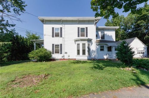 427 Center St, Manchester, CT, 06040-3925 | Card Image