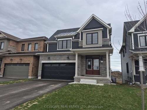 61 Starboard Cres, Welland, ON, L3B0M7 | Card Image