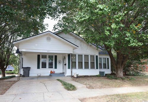 641 W Poplar Street, Paragould, AR, 72450 | Card Image