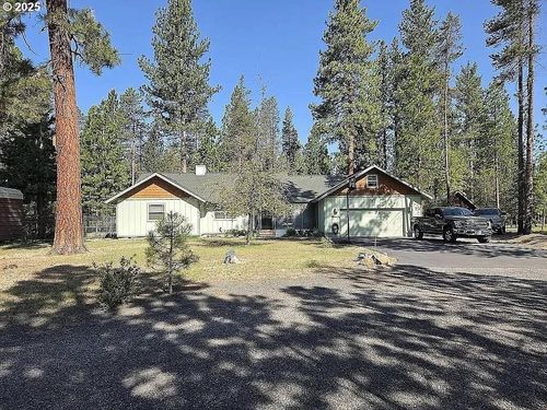 2022 Lasso Ct, La Pine, OR, 97739-9380 | Card Image