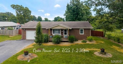 614 S Neunaber Dr, Bethalto, IL, 62010-2158 | Card Image
