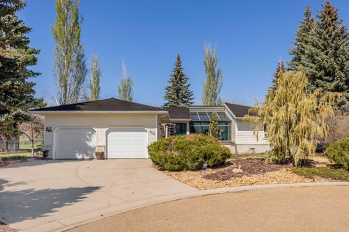 1172 200 Newcastle Place, Drumheller, AB, T0J0Y2 | Card Image