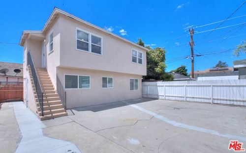 c-2820 Liberty Blvd, South Gate, CA, 90280-2399 | Card Image