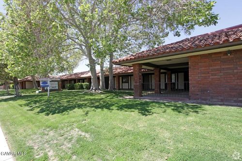 43823-43825 W 10th Street, Lancaster, CA, 93534 | Card Image