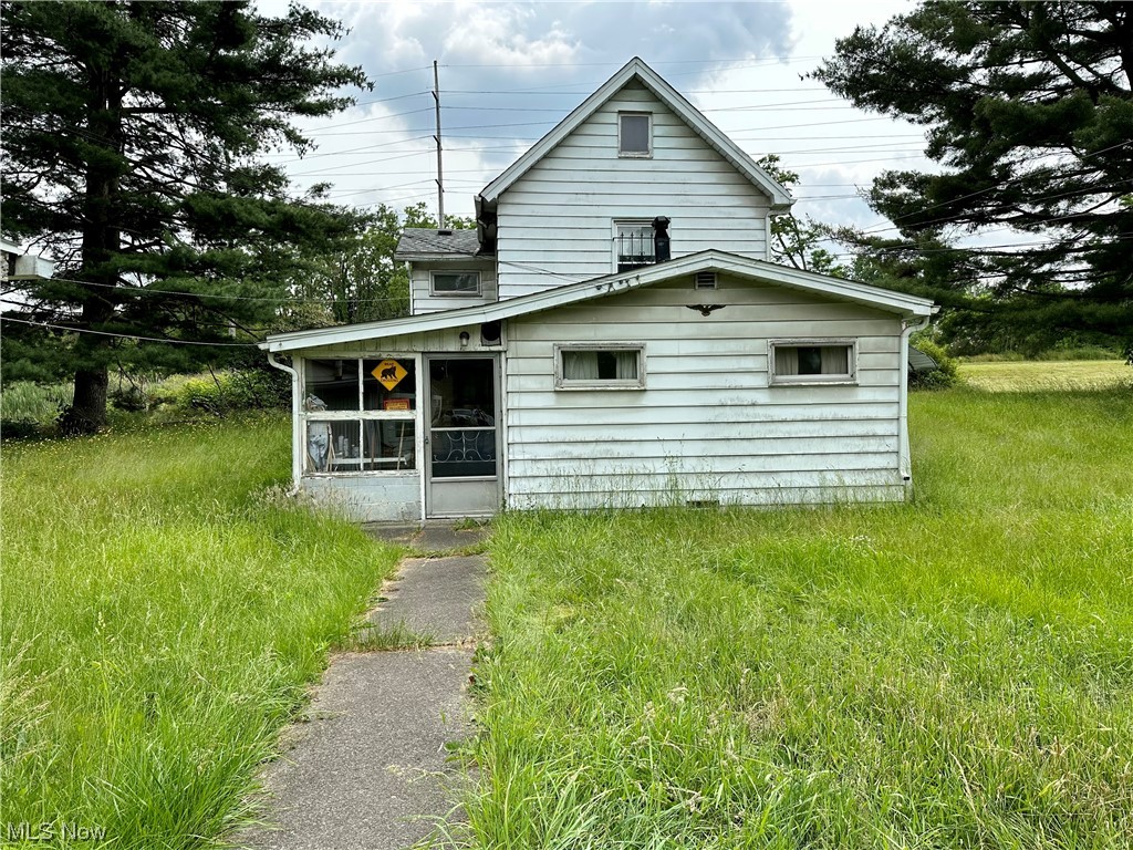 2441 Cherry Hill Avenue, Sold in Youngstown - Zoocasa