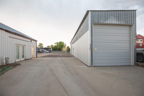 2326 9th Ave N, Great Falls, MT, 59401-1927 | Card Image