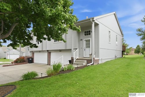 11605 Jefferson Cir, Omaha, NE, 68137-5709 | Card Image