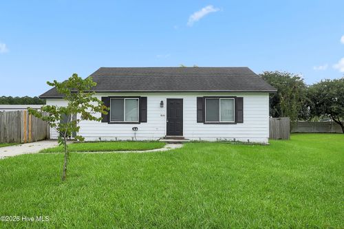 109 Milestone Ct, Jacksonville, NC, 28546-9178 | Card Image