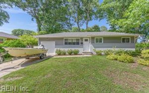 4916 Erskine St, Virginia Beach, VA, 23462-2010 | Card Image
