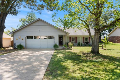 109 Bucky Beaver St, Little Rock Afb, AR, 72076-4901 | Card Image