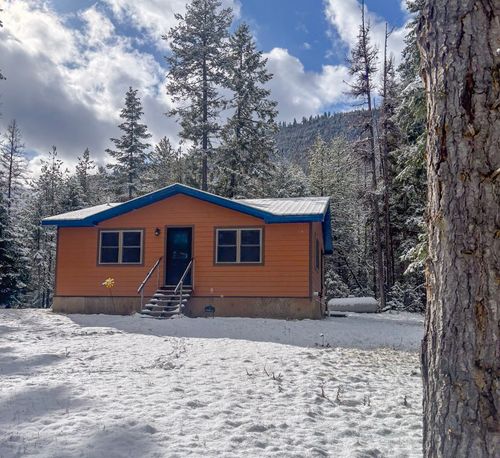 28 Woodside Rd, Thompson Falls, MT, 59873-9525 | Card Image