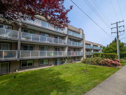 405-3252 Glasgow Ave, Saanich, BC, V8X1M2 | Card Image