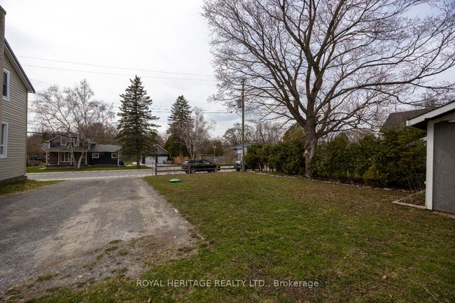 2017 Newtonville Rd, House other with 3 bedrooms, 2 bathrooms and 4 parking in Newtonville ON | Image 5
