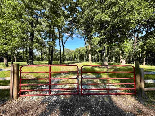 2 Dogwood Rd, Somerville, TN, 38068-6054 | Card Image