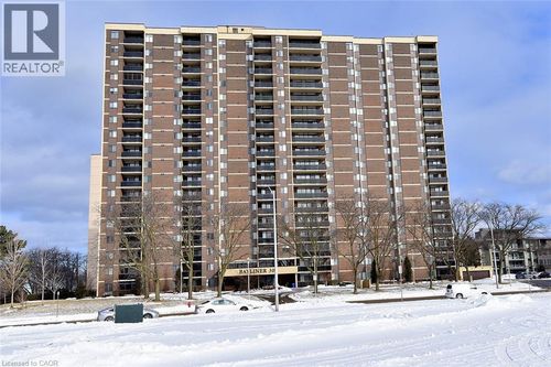 405-301 Frances Avenue, Stoney Creek, ON, L8E3W6 | Card Image