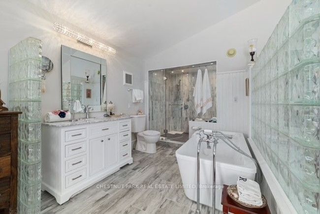 15029 Loyalist Pky, House other with 3 bedrooms, 3 bathrooms and 10 parking in Bloomfield ON | Image 23
