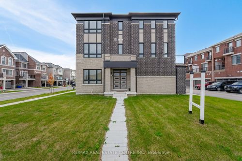 3370 Promenade Thunderbird, Pickering, ON, L1X0N1 | Card Image