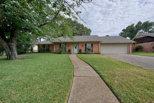 617 Top Hill Drive, Tyler, TX, 75703 | Card Image