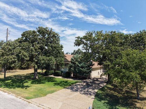 27160 Whispering Meadow Dr, Whitney, TX, 76692-5700 | Card Image