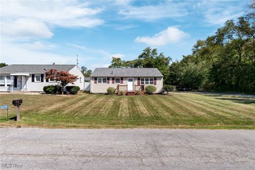 3250 Rayanna St Nw, Massillon, OH, 44646-3012 | Card Image