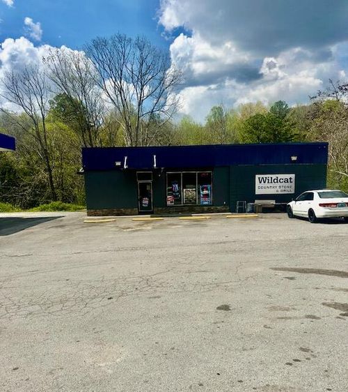 8249 Us Highway 119, Calvin, KY, 40813-8945 | Card Image