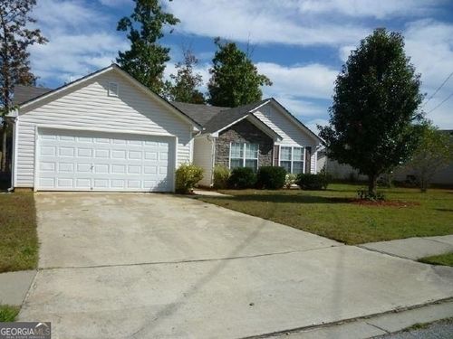 180 Waters Edge Dr, Locust Grove, GA, 30248-3864 | Card Image