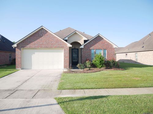 9033 Reserve Oak Ave, Zachary, LA, 70791-7474 | Card Image