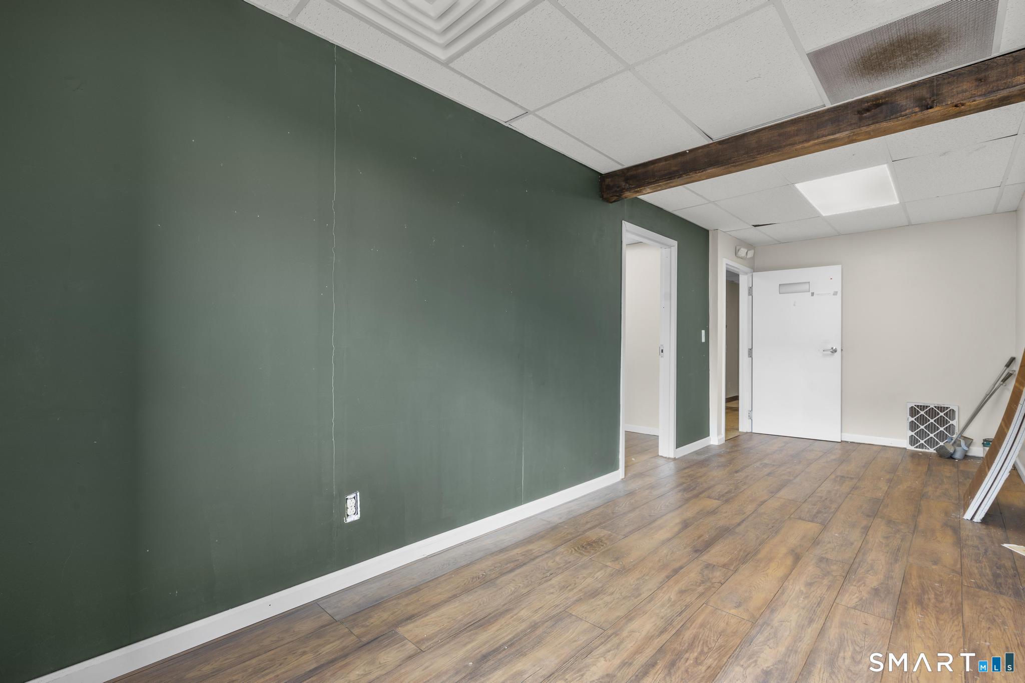 Commercial Lease in Middletown