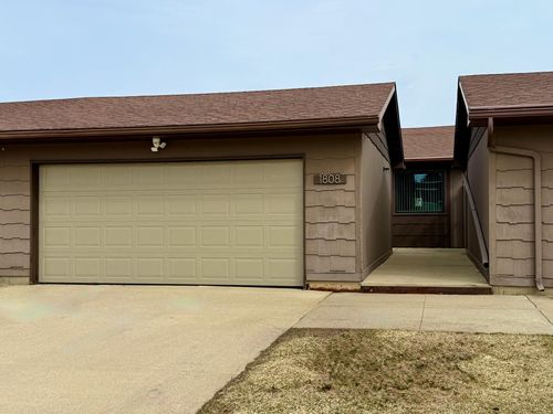 1808 Lakewood Ave, Albert Lea, MN, 56007-2155 | Card Image