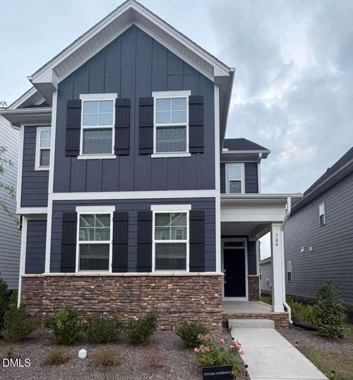 704 Longleaf Grove Ln, Knightdale, NC, 27545-6229 | Card Image