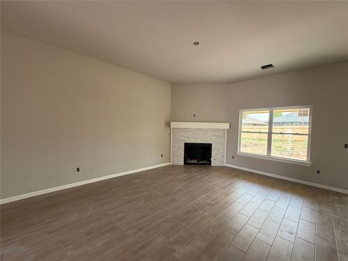 1005 Redwood Creek Dr, Yukon, OK, 73099-3552 | Card Image