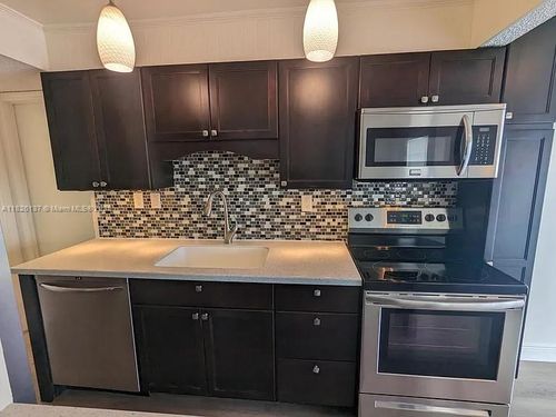 apt-221a-9331 Sw 4th St, Miami, FL, 33174-2247 | Card Image