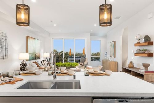 4-1045 32nd St, San Diego, CA, 92102 | Card Image