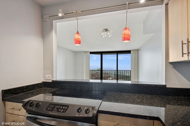 APT-2908 - 3660 N Lake Shore Dr, Condo with 1 bedrooms, 1 bathrooms and 1 parking in Chicago IL | Image 10