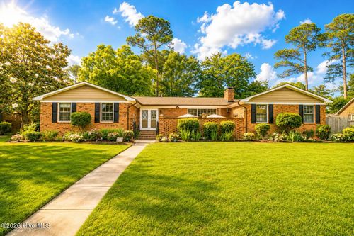 1209 W Highland Ave, Kinston, NC, 28501-2637 | Card Image