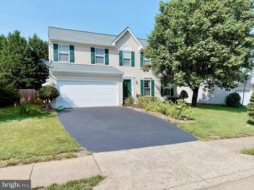 9225 Stephanie St, MANASSAS PARK, VA, 20111-3058 | Card Image