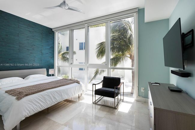 APT-501 - 50 S Pointe Dr, Condo with 1 bedrooms, 1 bathrooms and null parking in Miami Beach FL | Image 8