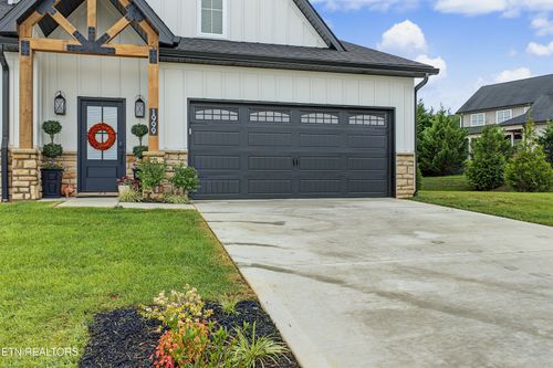 1999 Lovingwood Springs Trl, Maryville, TN, 37803-3036 | Card Image
