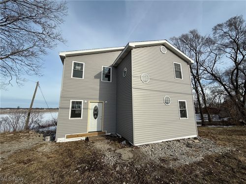 196 Ridge St N, Monroeville, OH, 44847-9429 | Card Image