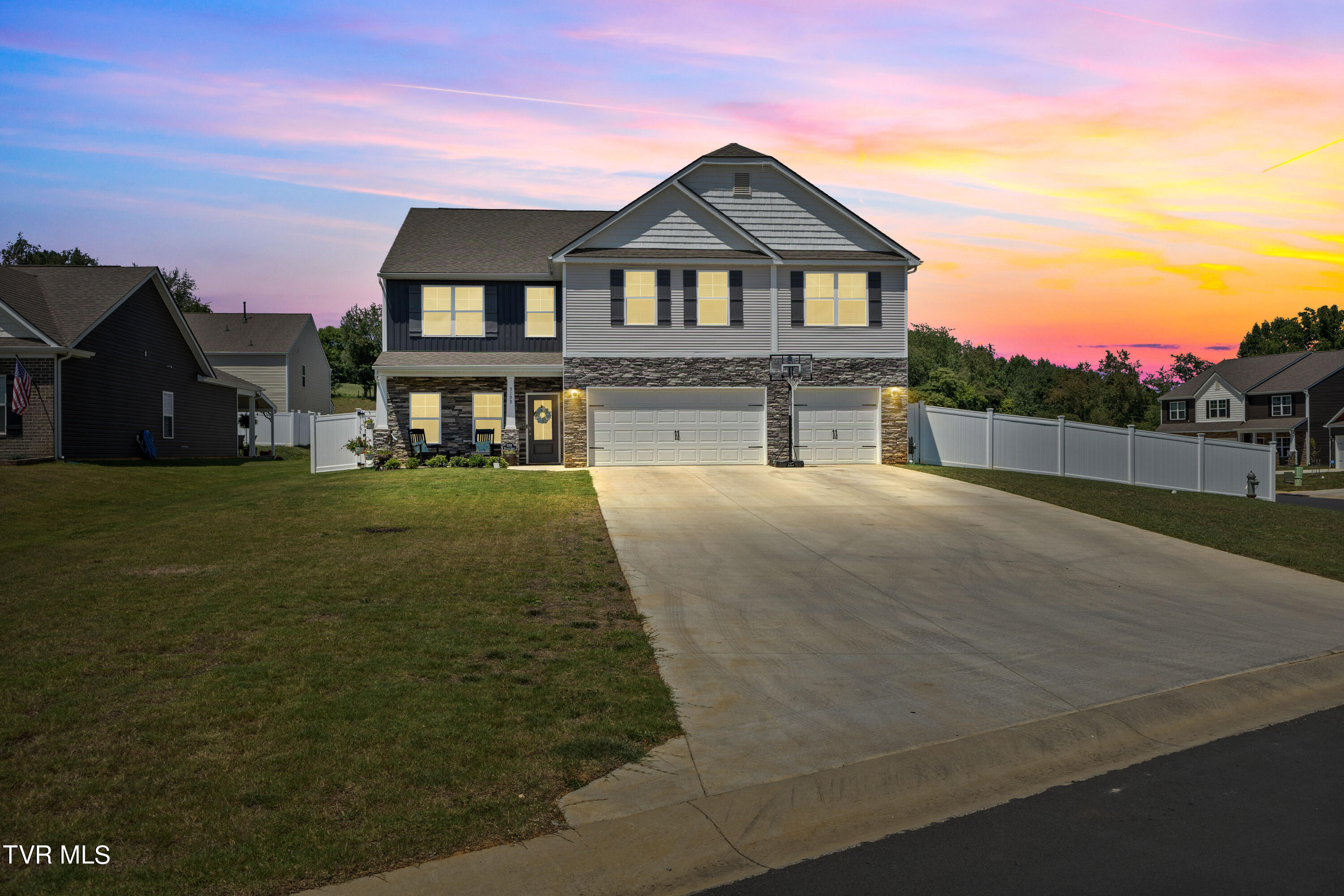 Wildlife Cir, Piney Flats, TN 37686