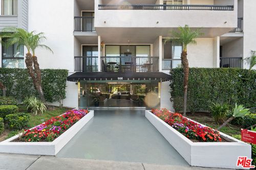 apt-221-906 N Doheny Dr, West Hollywood, CA, 90069-3157 | Card Image