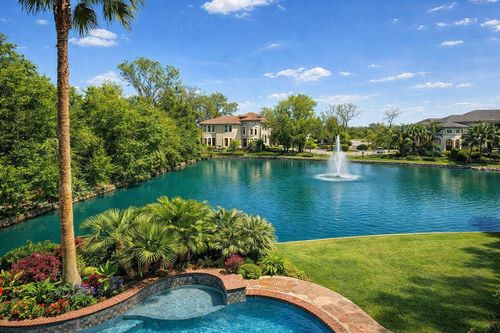 5002 Regency Dr, Sugar Land, TX, 77479-4201 | Card Image