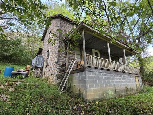 982 Palmer Avenue, Saltville, VA, 24370 | Card Image