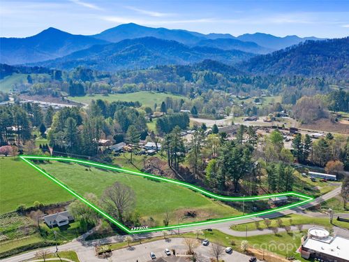 000 Wheeler Hills Rd, Burnsville, NC, 28714 | Card Image