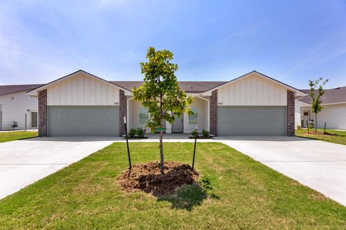 914 Fox Ridge St, Newton, KS, 67114-9078 | Card Image