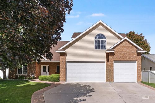467 Wildrose Loop, Twin Falls, ID, 83301-8255 | Card Image
