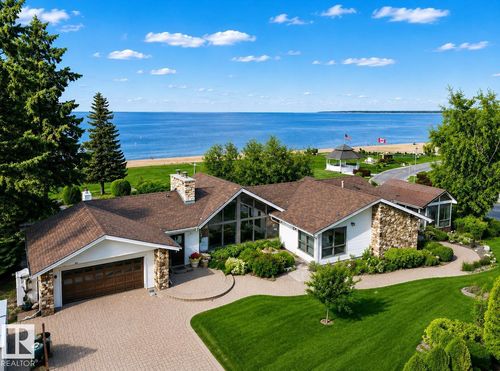 203 Pine Ave, Cold Lake, AB, T9M1E5 | Card Image